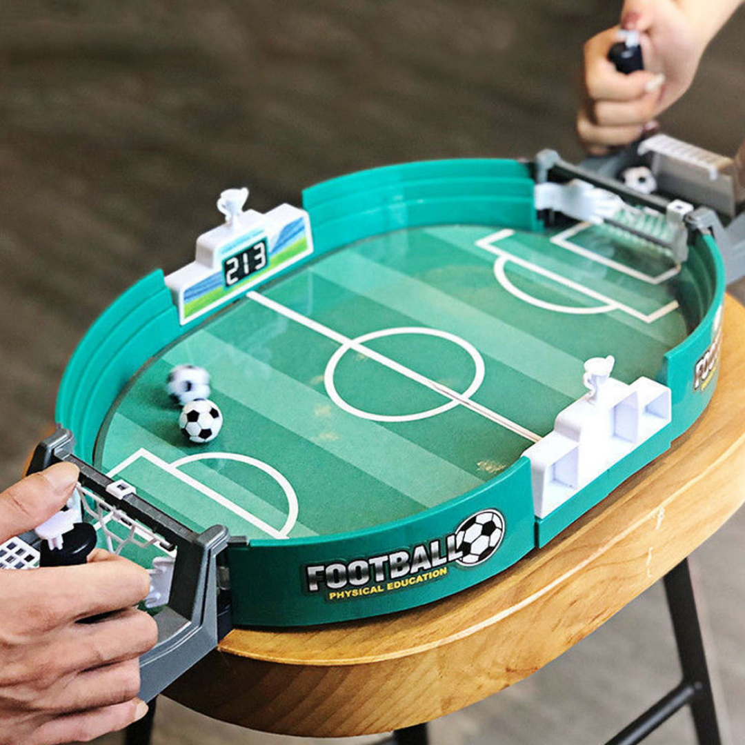 Football - Futbolín de mesa para mejorar la coordinación.